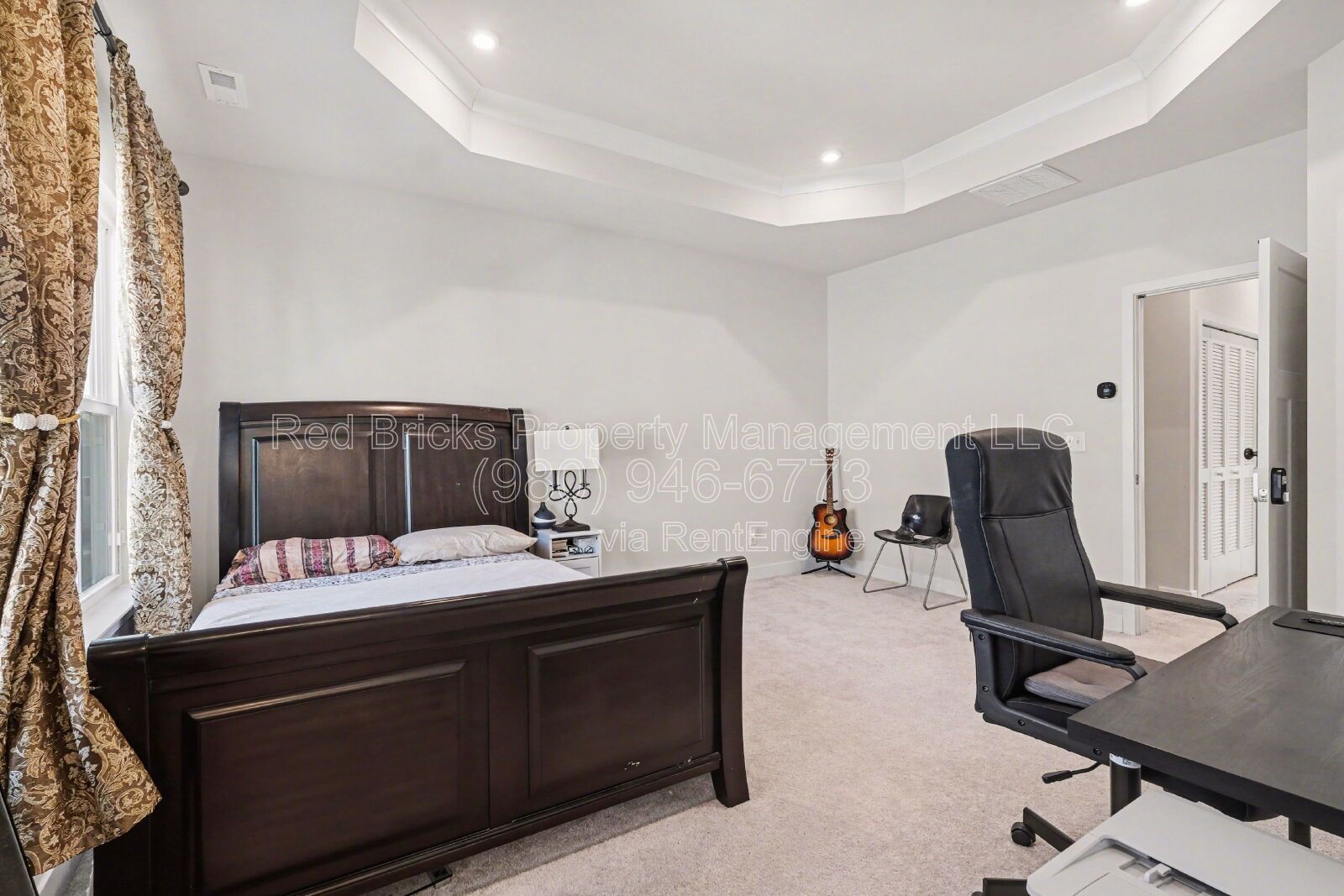 Modern 4BR Townhome with Garage & Deck – Available Now! property image