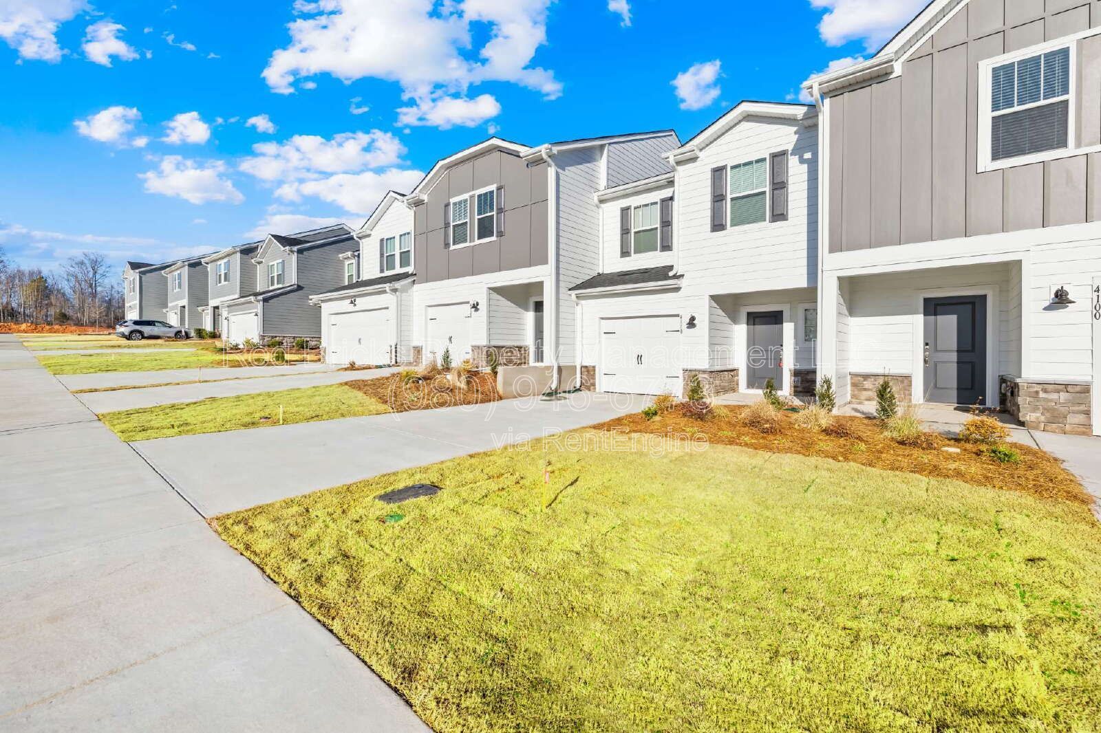 Like-New 3BR Townhome in Georgetown Crossing – Available July 1st! property image