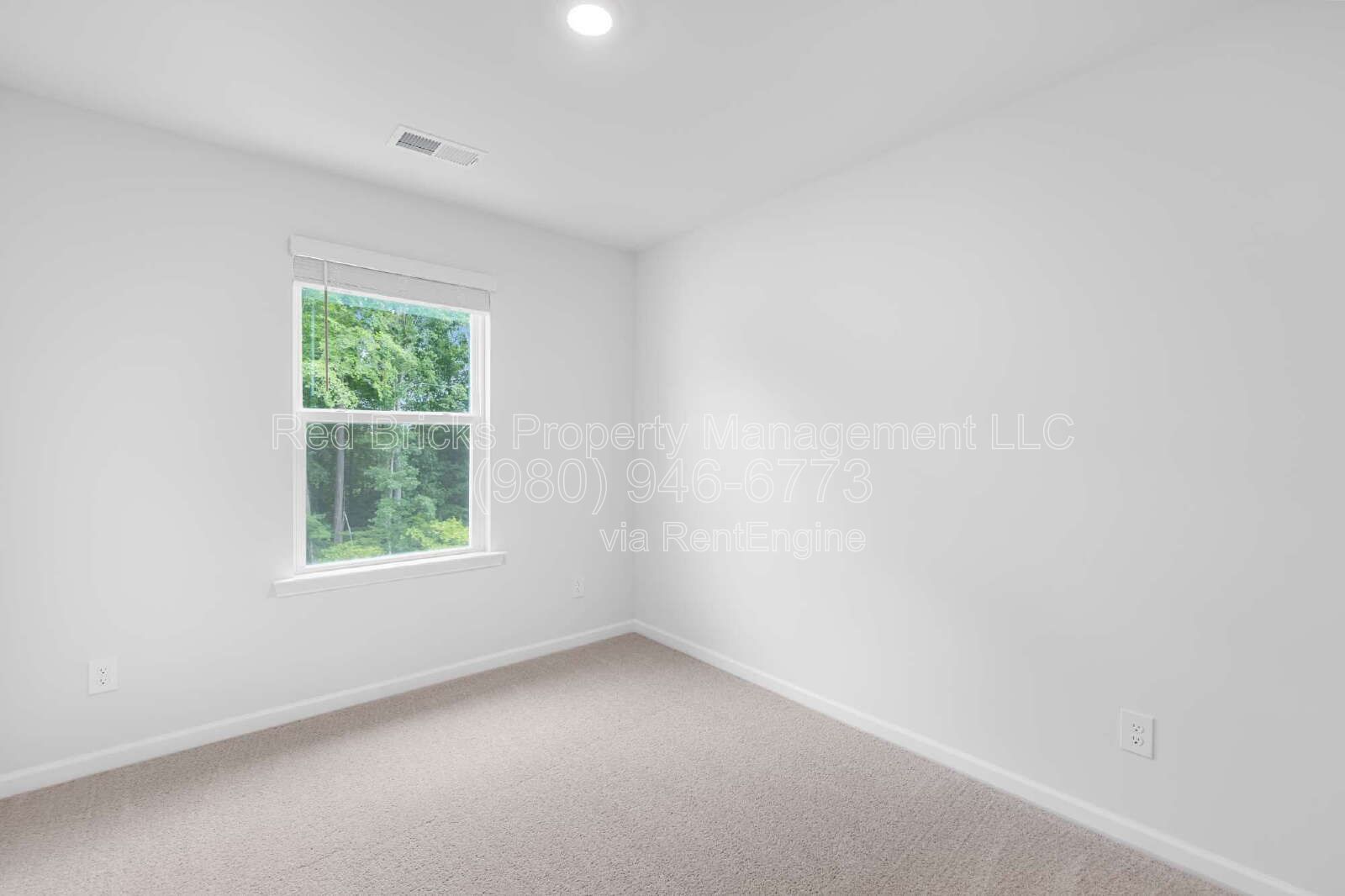 Like-New 4BR End-Unit Townhome Near UNCC – Available July 16! property image