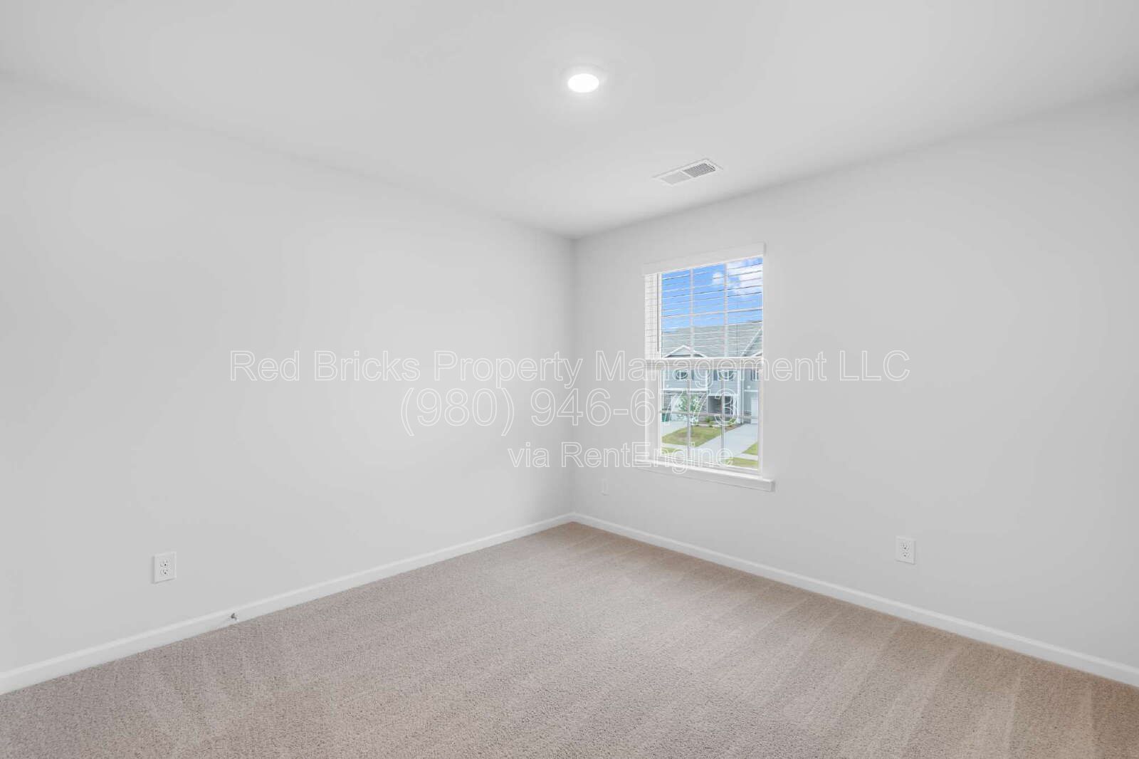 Like-New 4BR End-Unit Townhome Near UNCC – Available July 16! property image