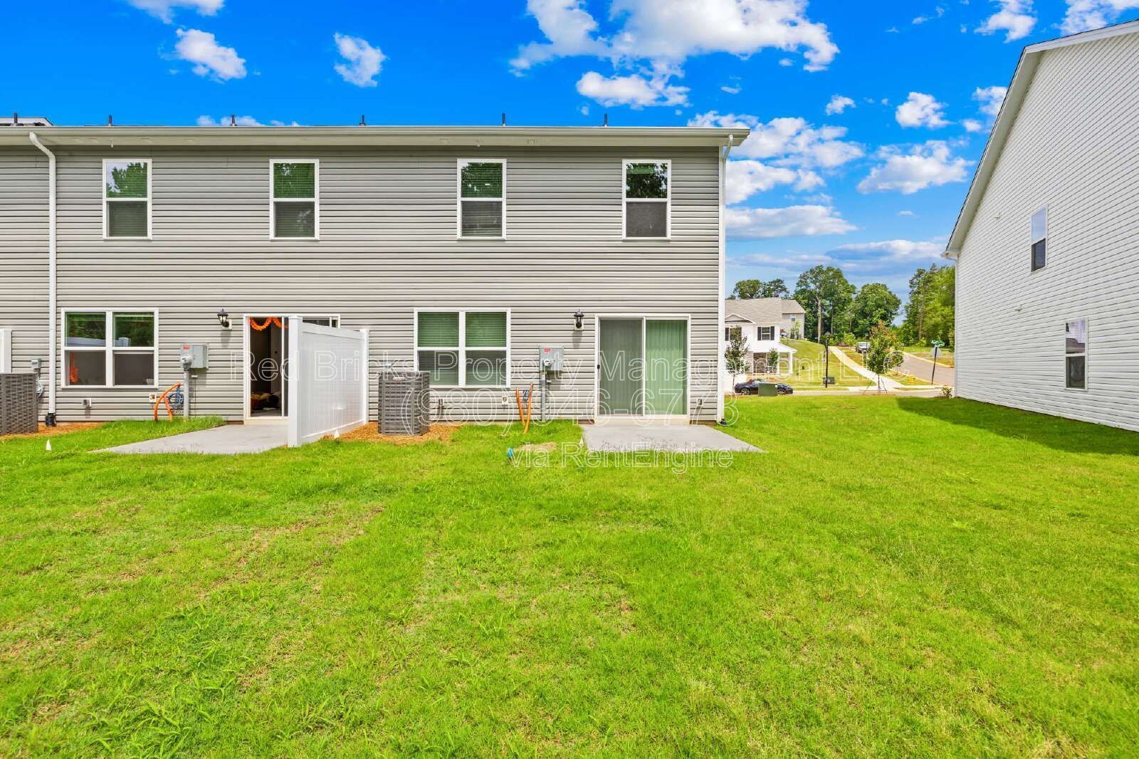 Like-New 4BR End-Unit Townhome Near UNCC – Available July 16! property image