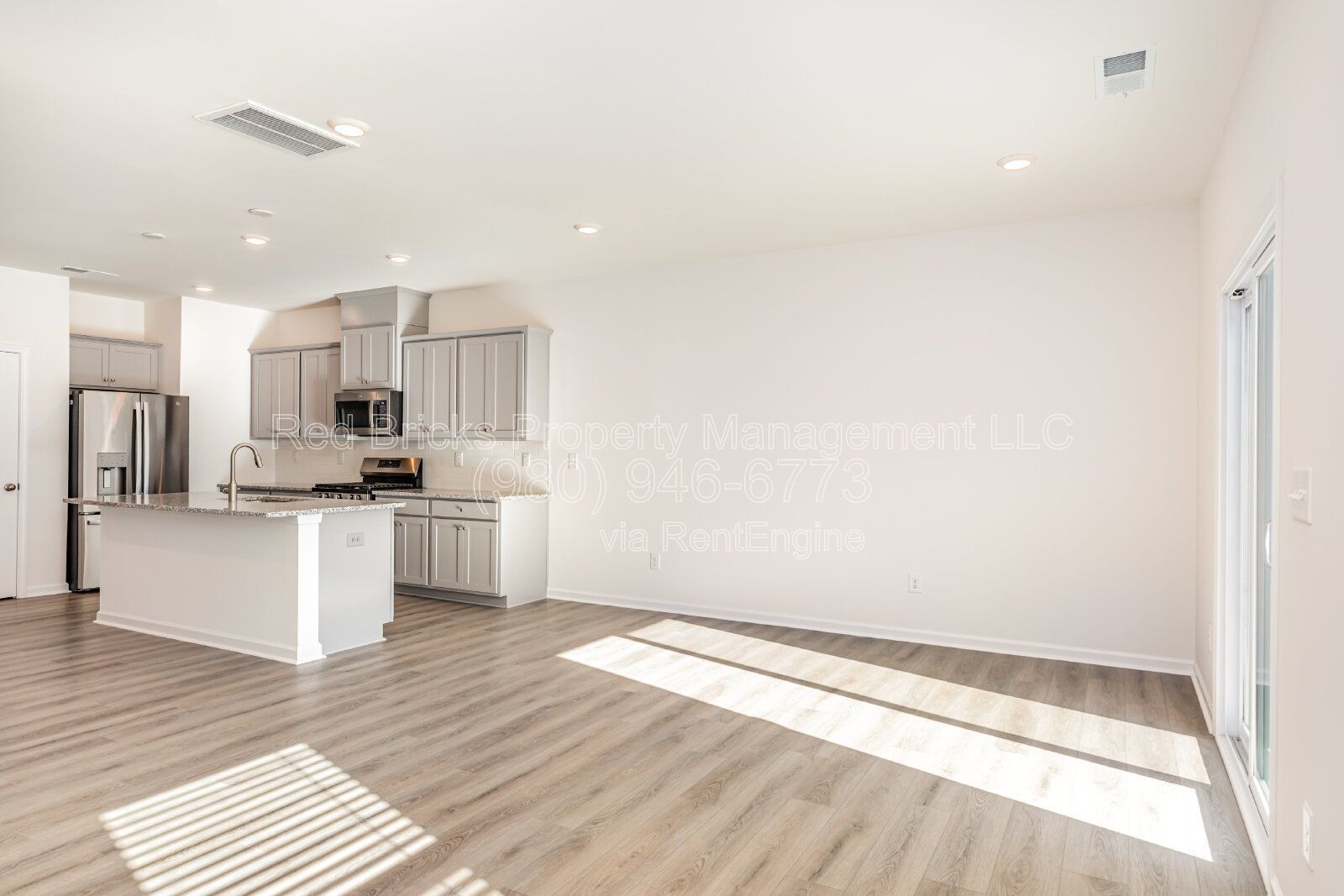 Modern 3BR Townhome in Aberdeen – Available June 26! property image