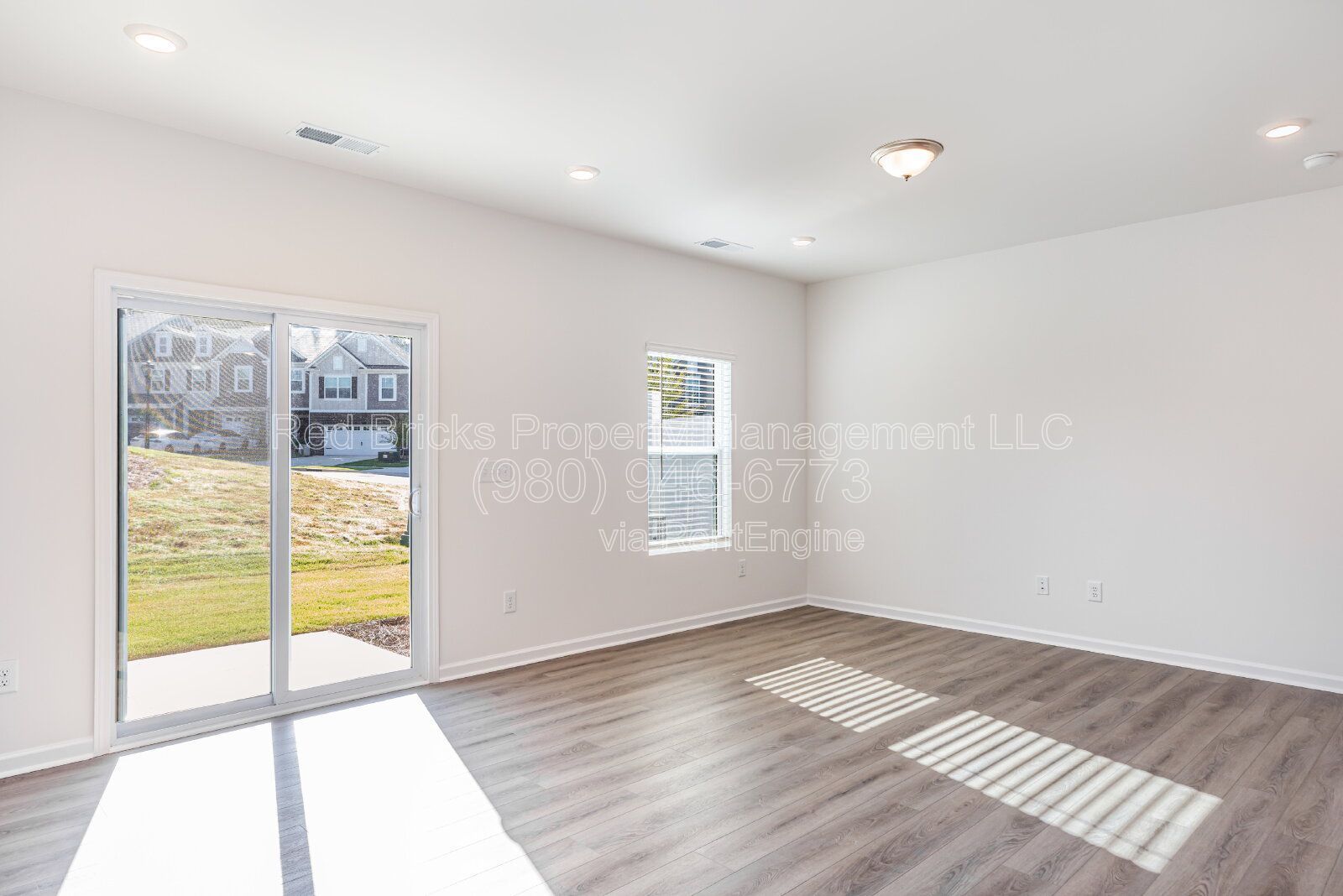 Modern 3BR Townhome in Aberdeen – Available June 26! property image
