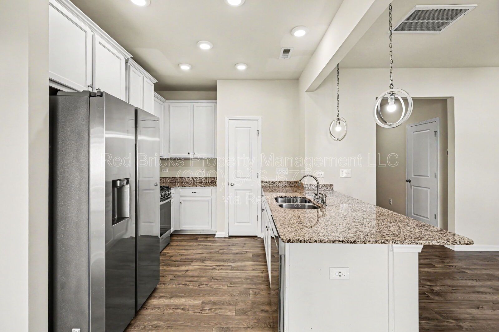 Beautiful 2-Story Townhome in Sherrills Ford! property image