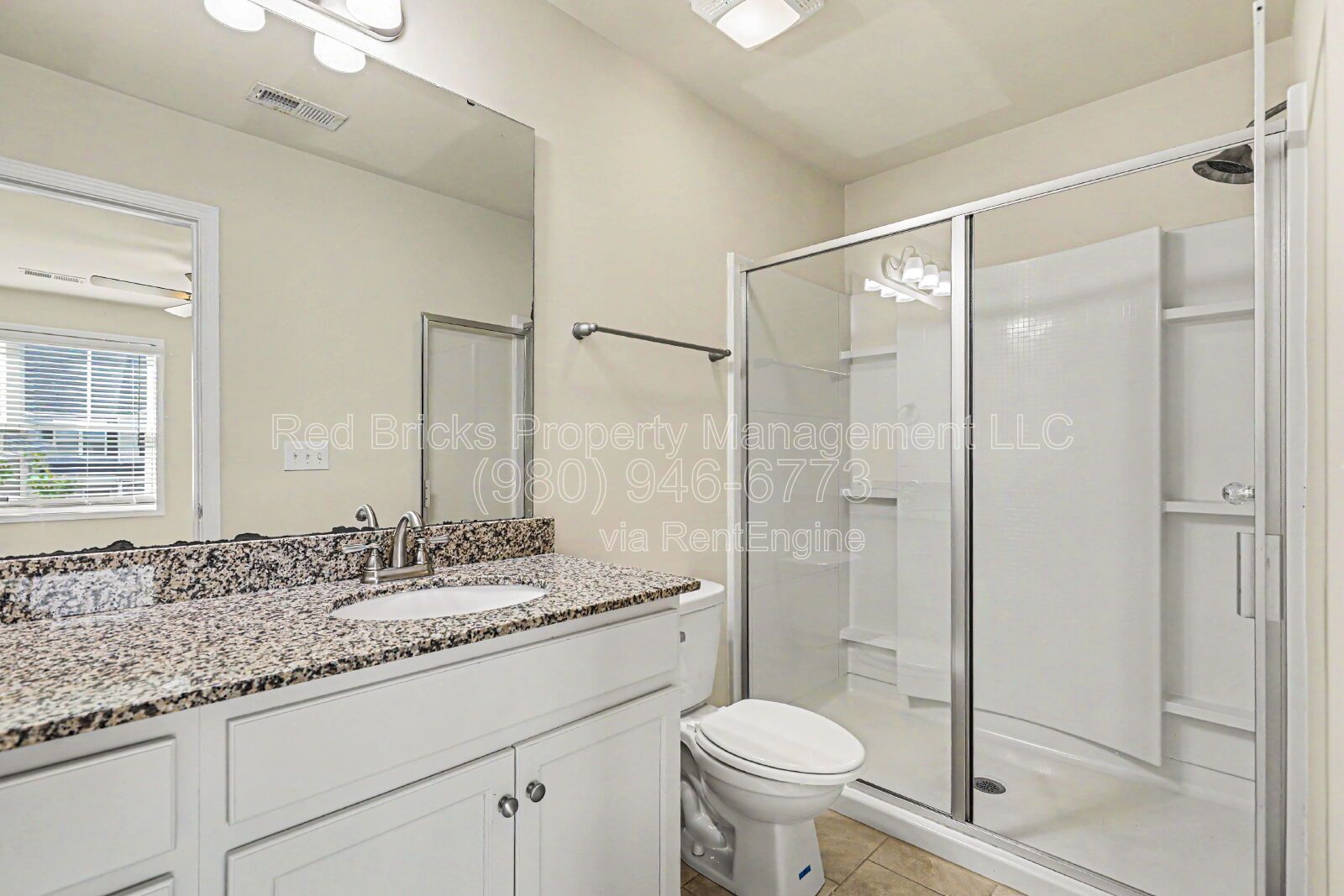 Beautiful 2-Story Townhome in Sherrills Ford! property image