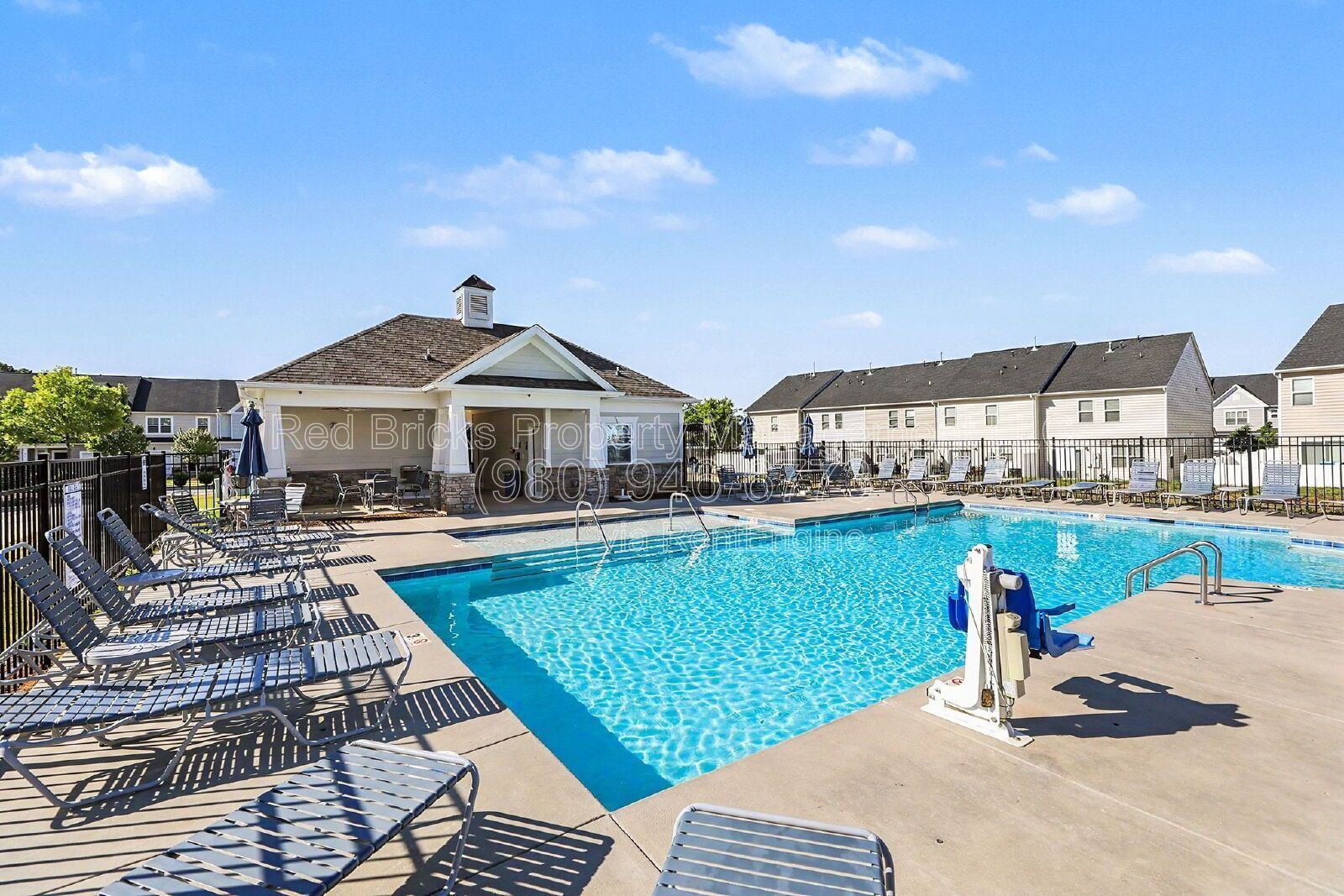 Beautiful 2-Story Townhome in Sherrills Ford! property image
