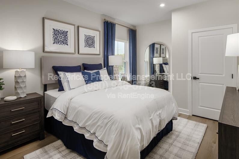 Like-New 5BR Home in Cottage Green – Available July 1st! property image