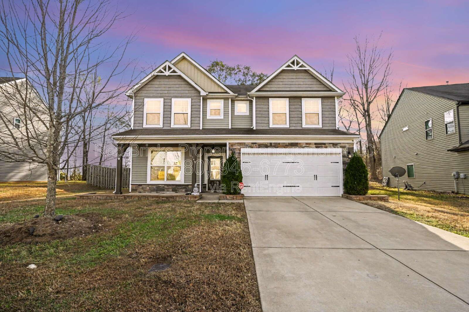 Like-New 4BR Home with Fire Pit in Dutchmans Ridge! property image