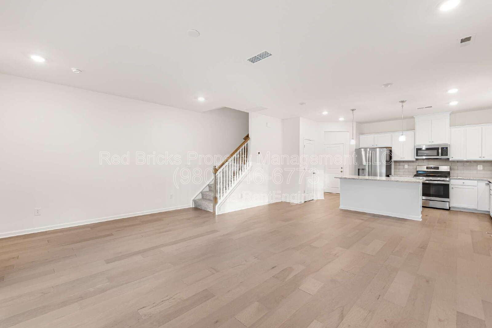 Like-New End-Unit Townhome | 3BR, 2-Car Garage | Available May 15 property image