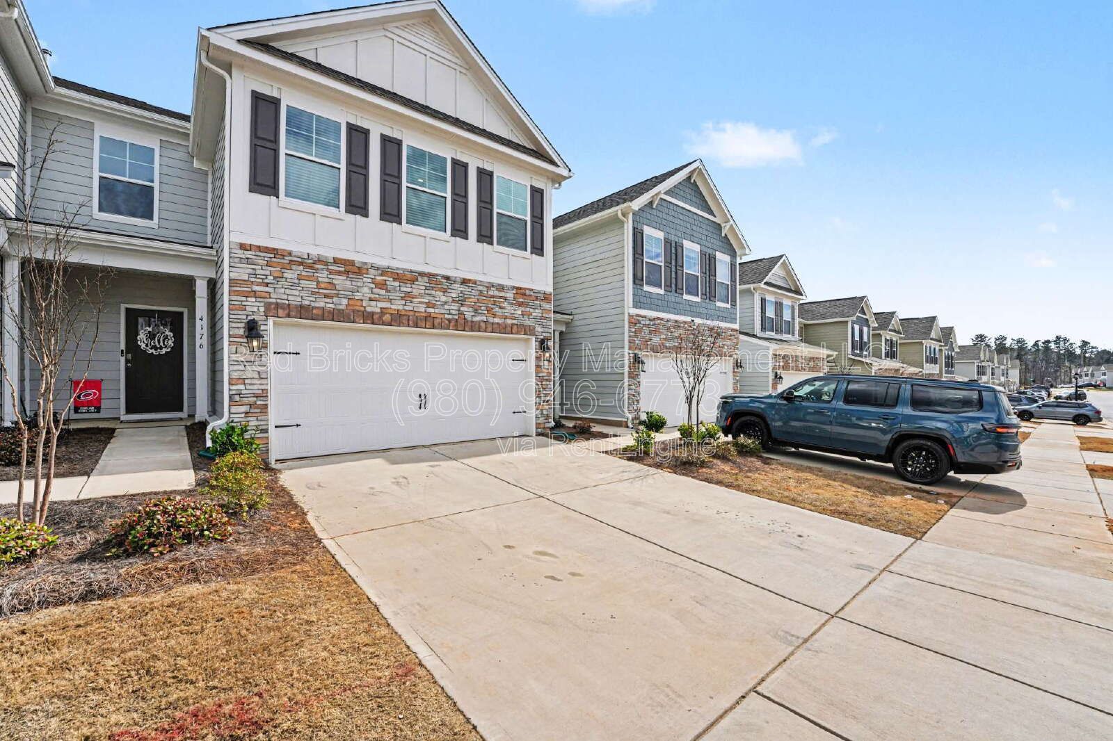 Like-New 4BR Townhome in Blackstone Bay – Available Now! property image