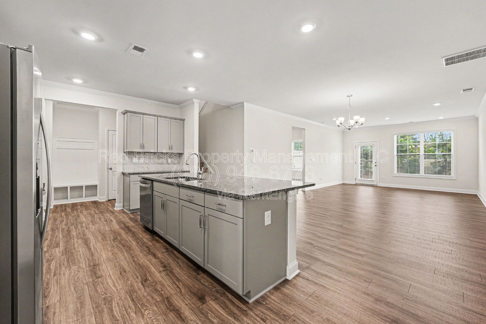 Like-New 4BR Townhome in Blackstone Bay – Available Now! property image