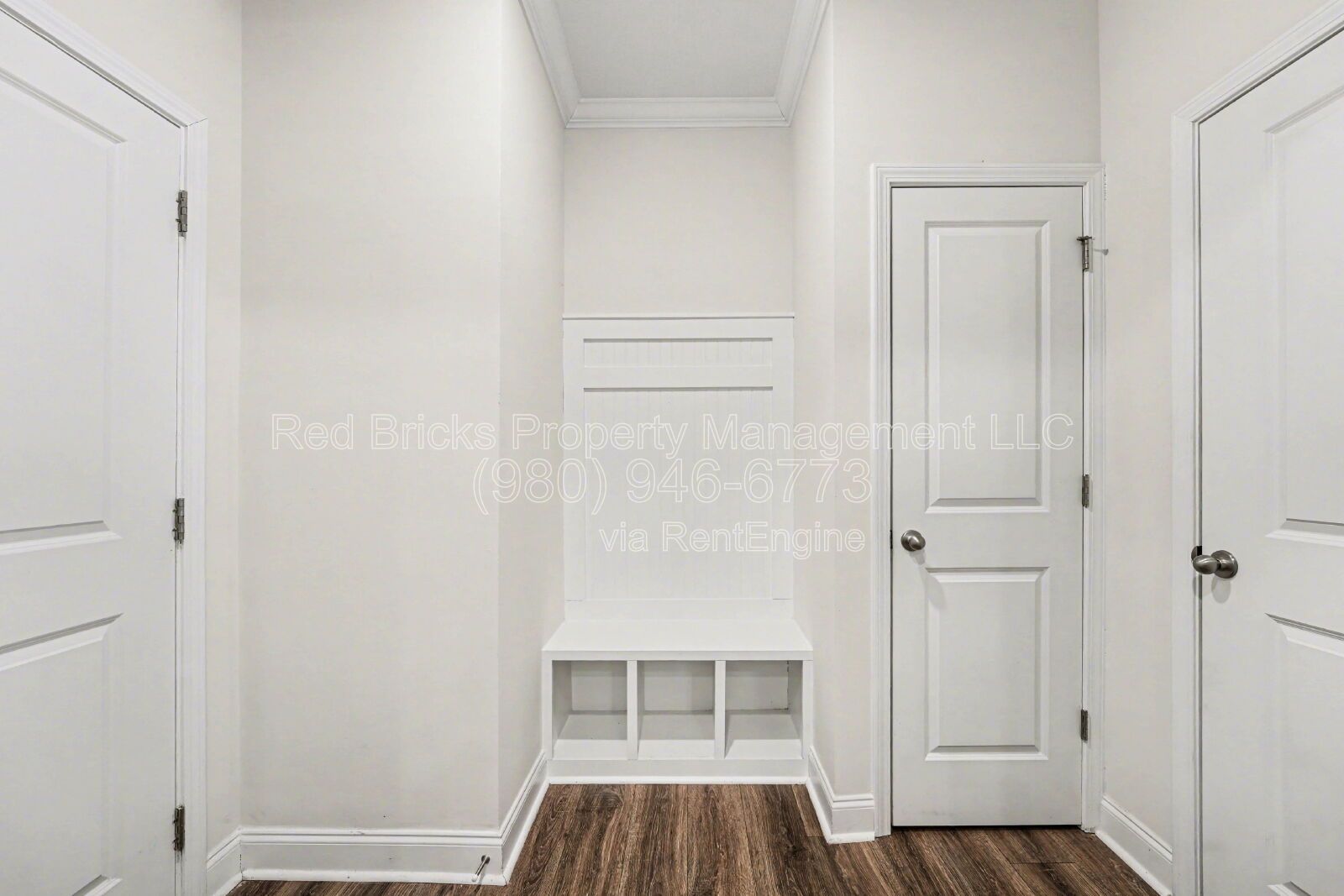 Like-New 4BR Townhome in Blackstone Bay – Available Now! property image