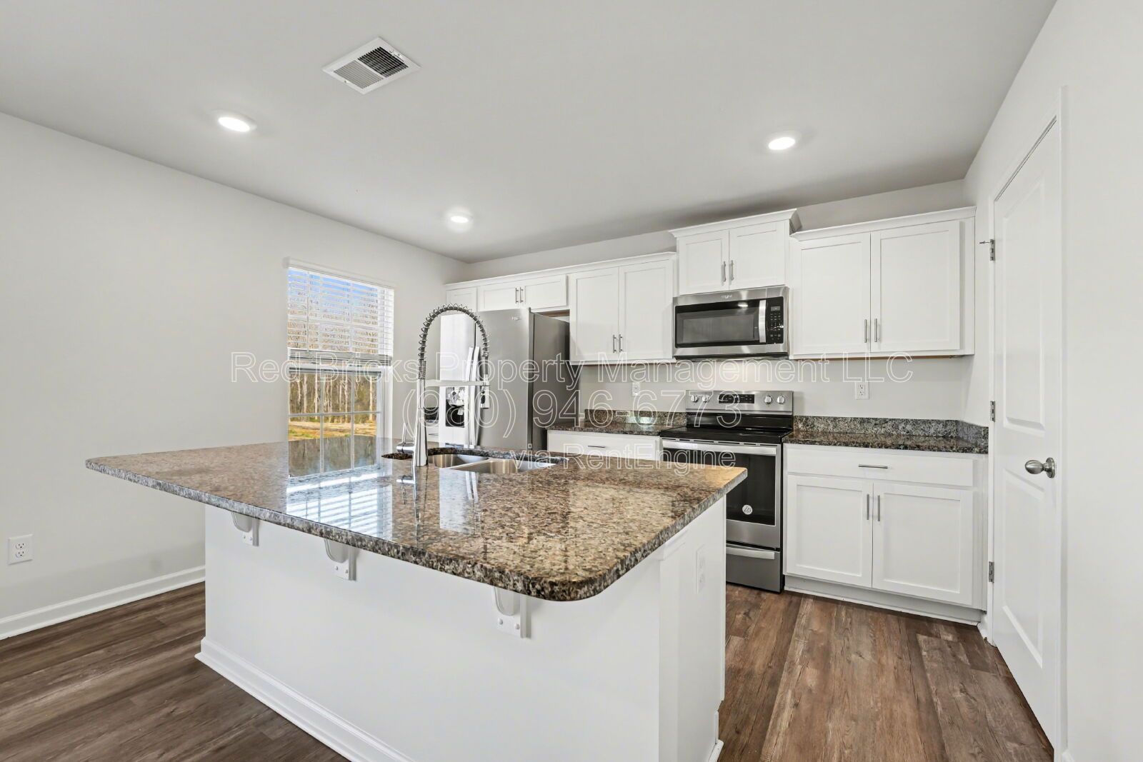 Like-New 3BR Home in Sherrills Stream – Move-In Ready! property image