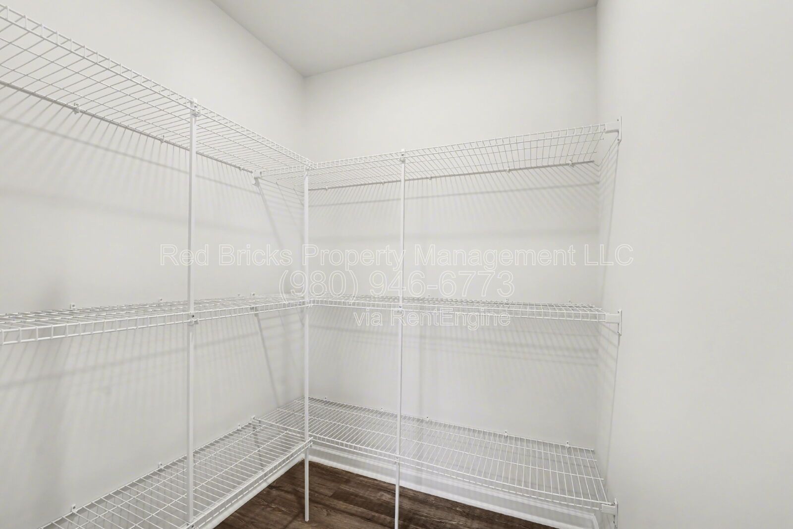 Like-New 3BR Home in Sherrills Stream – Move-In Ready! property image