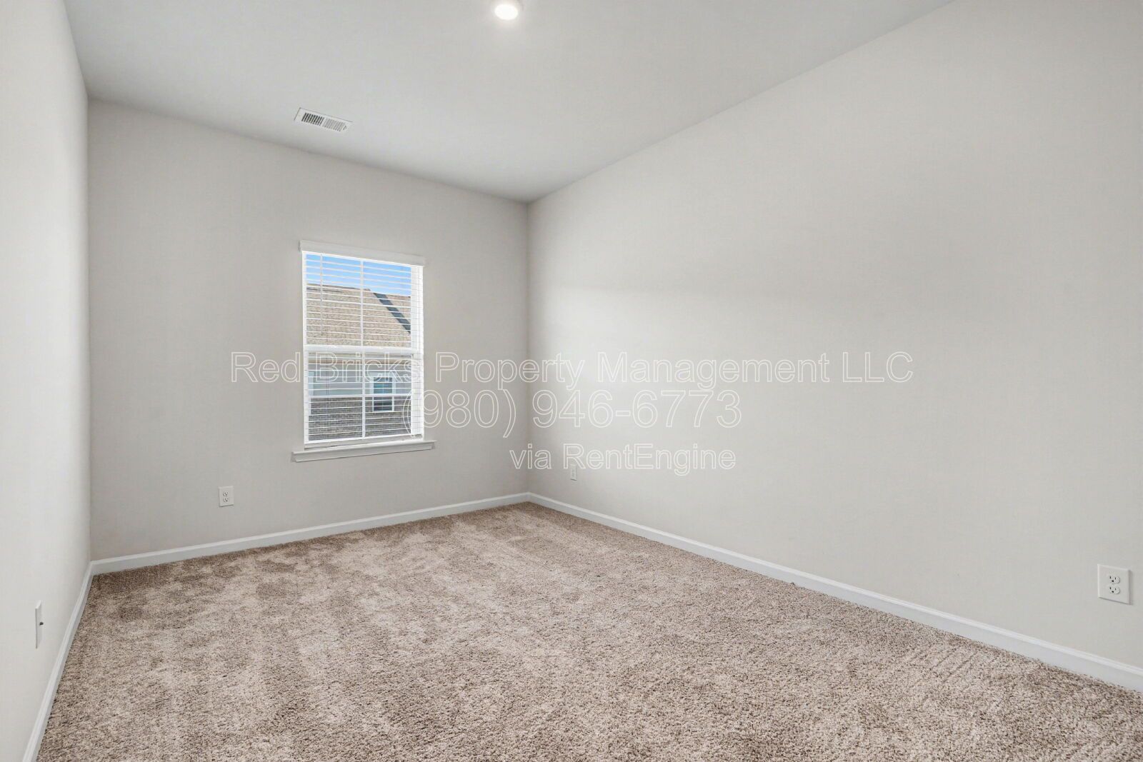 Like-New End-Unit Townhome in McEwen Village – Move-In Ready! property image