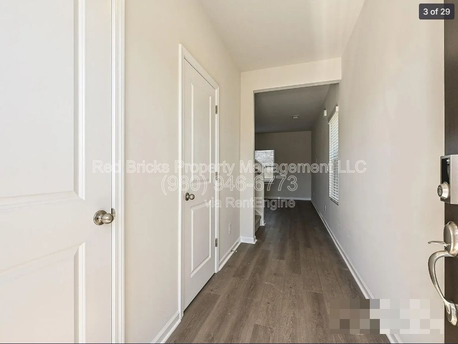 Like-New 3BR Home in Shepherds Landing – Modern Living Near Lake Norman! property image