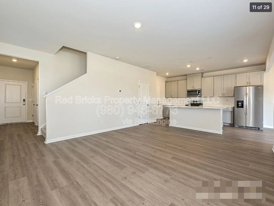 Like-New 3BR Home in Shepherds Landing – Modern Living Near Lake Norman! property image