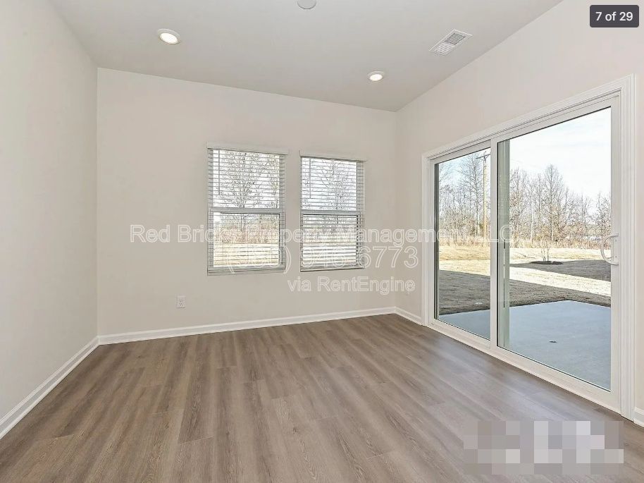 Like-New 3BR Home in Shepherds Landing – Modern Living Near Lake Norman! property image