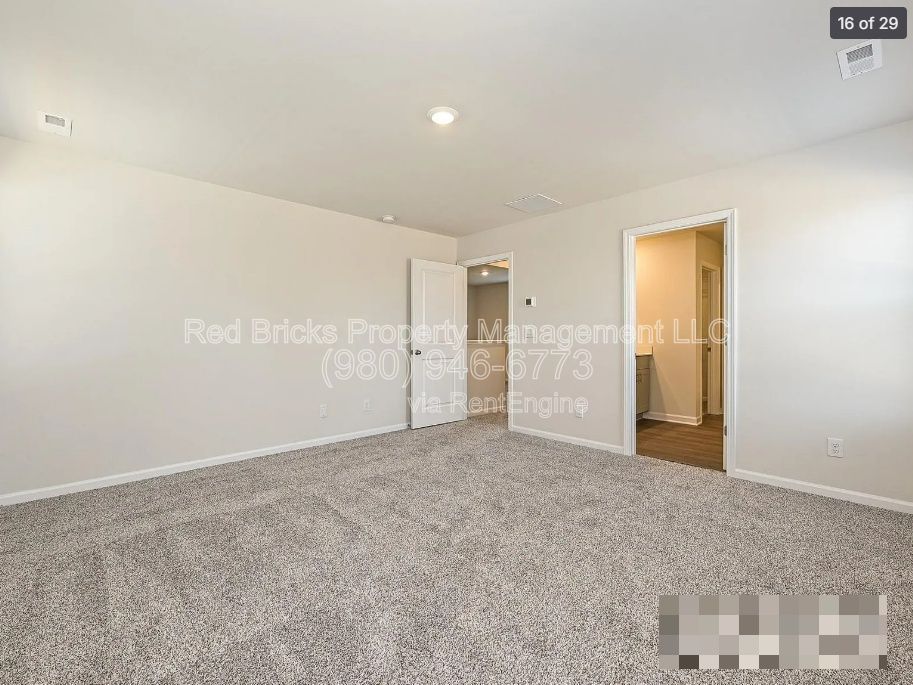 Like-New 3BR Home in Shepherds Landing – Modern Living Near Lake Norman! property image