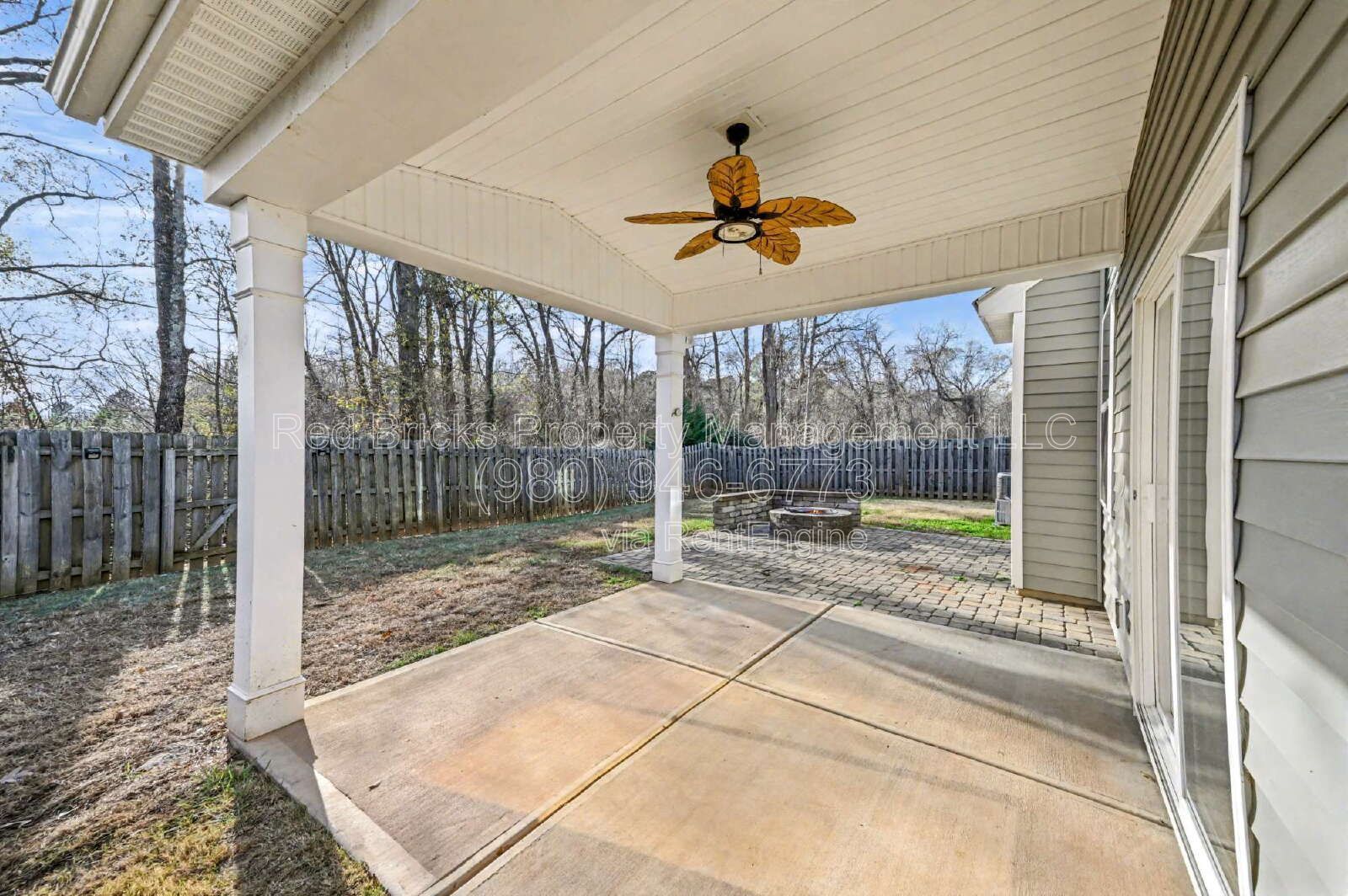 Like-New 4BR Home with Fire Pit in Dutchmans Ridge! property image