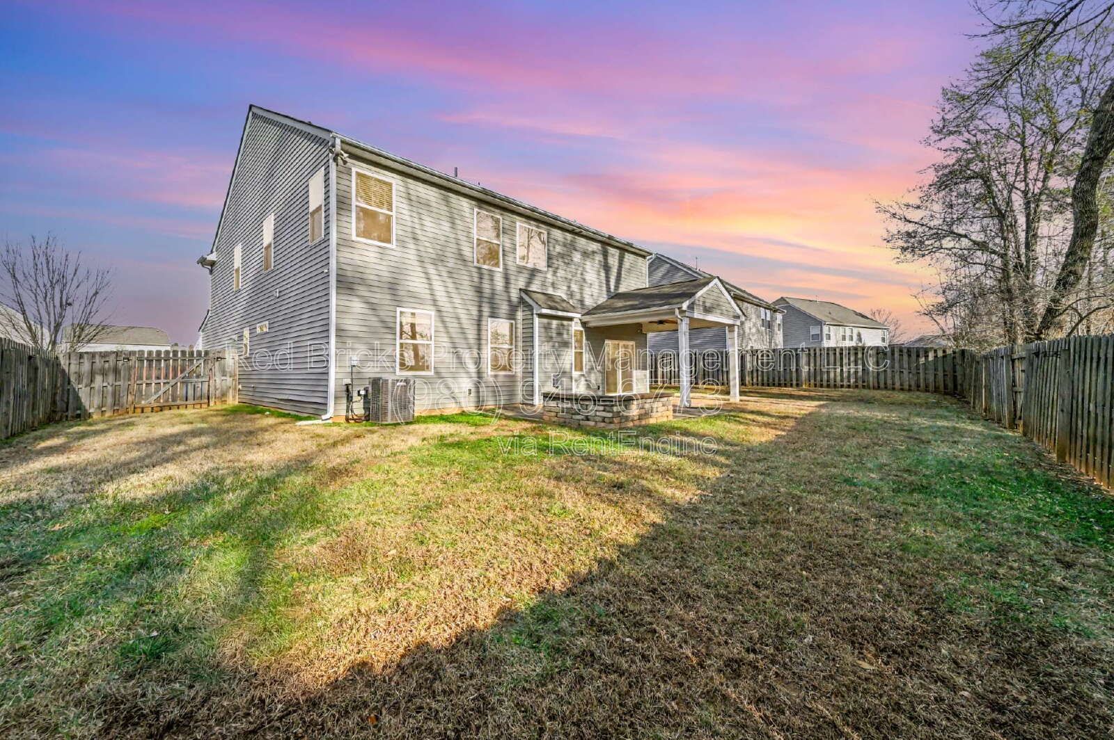 Like-New 4BR Home with Fire Pit in Dutchmans Ridge! property image