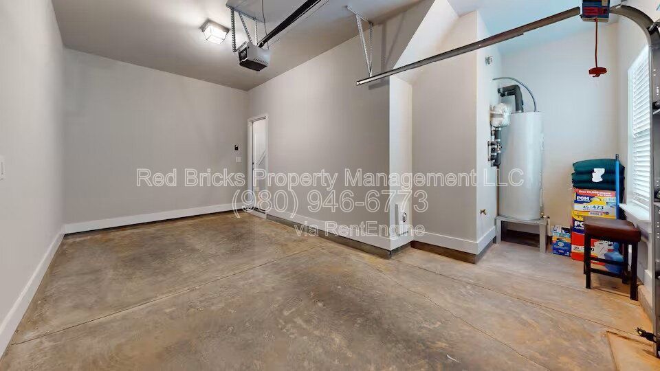 Modern 3-Story End Unit Near Uptown – Like New & Move-In Ready! property image