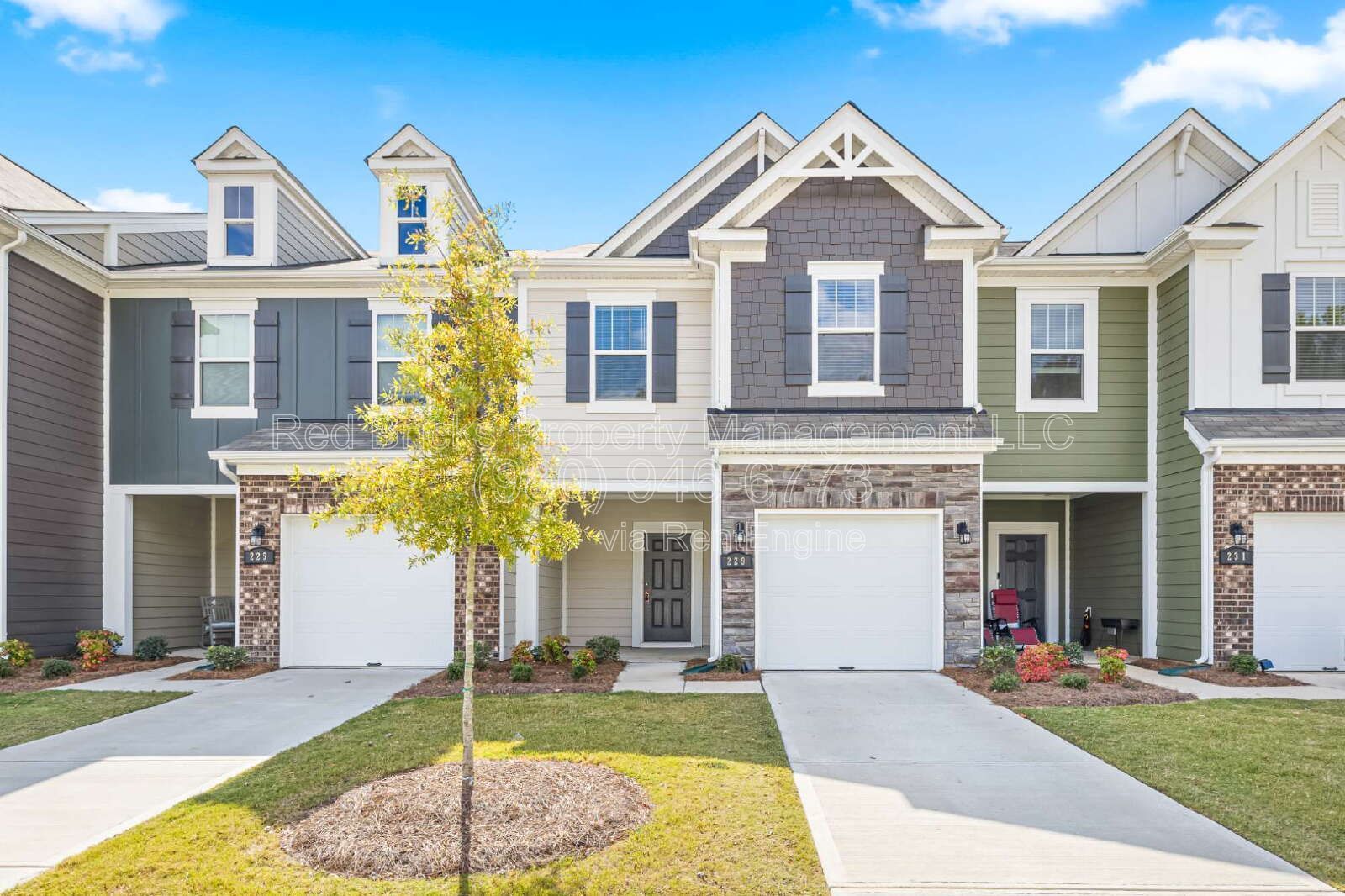 Modern 2-Story Townhome in Harpers Run – Spacious, Stylish & Available from June 5th! property image
