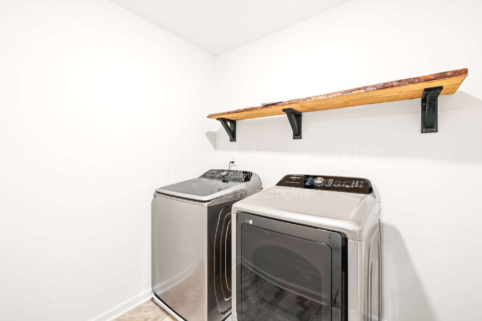 Modern 2-Story Townhome in Harpers Run – Spacious, Stylish & Available from June 5th! property image