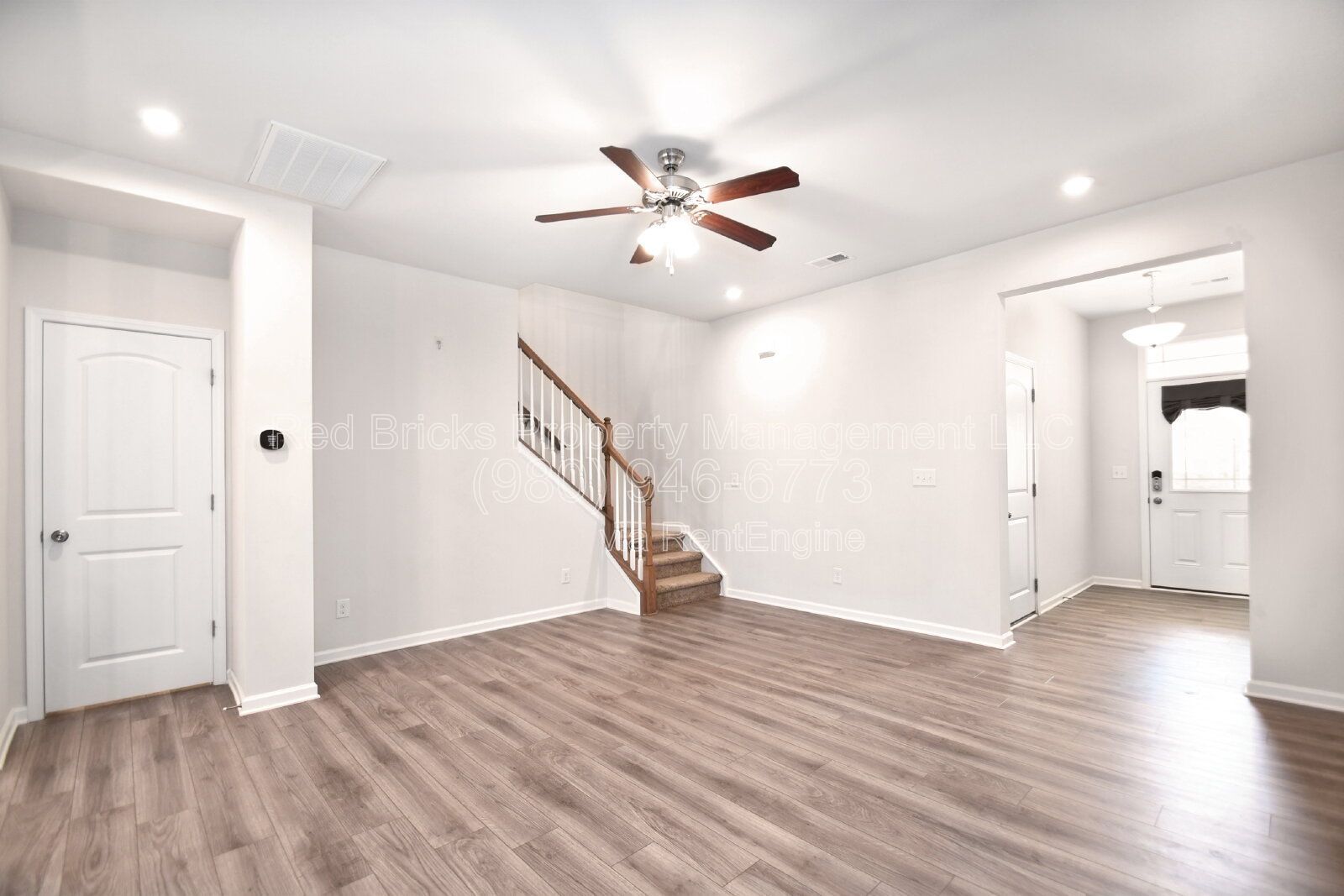 Like-New 2-Story Townhome Near UNCC – Prime Location & Modern Comfort! property image