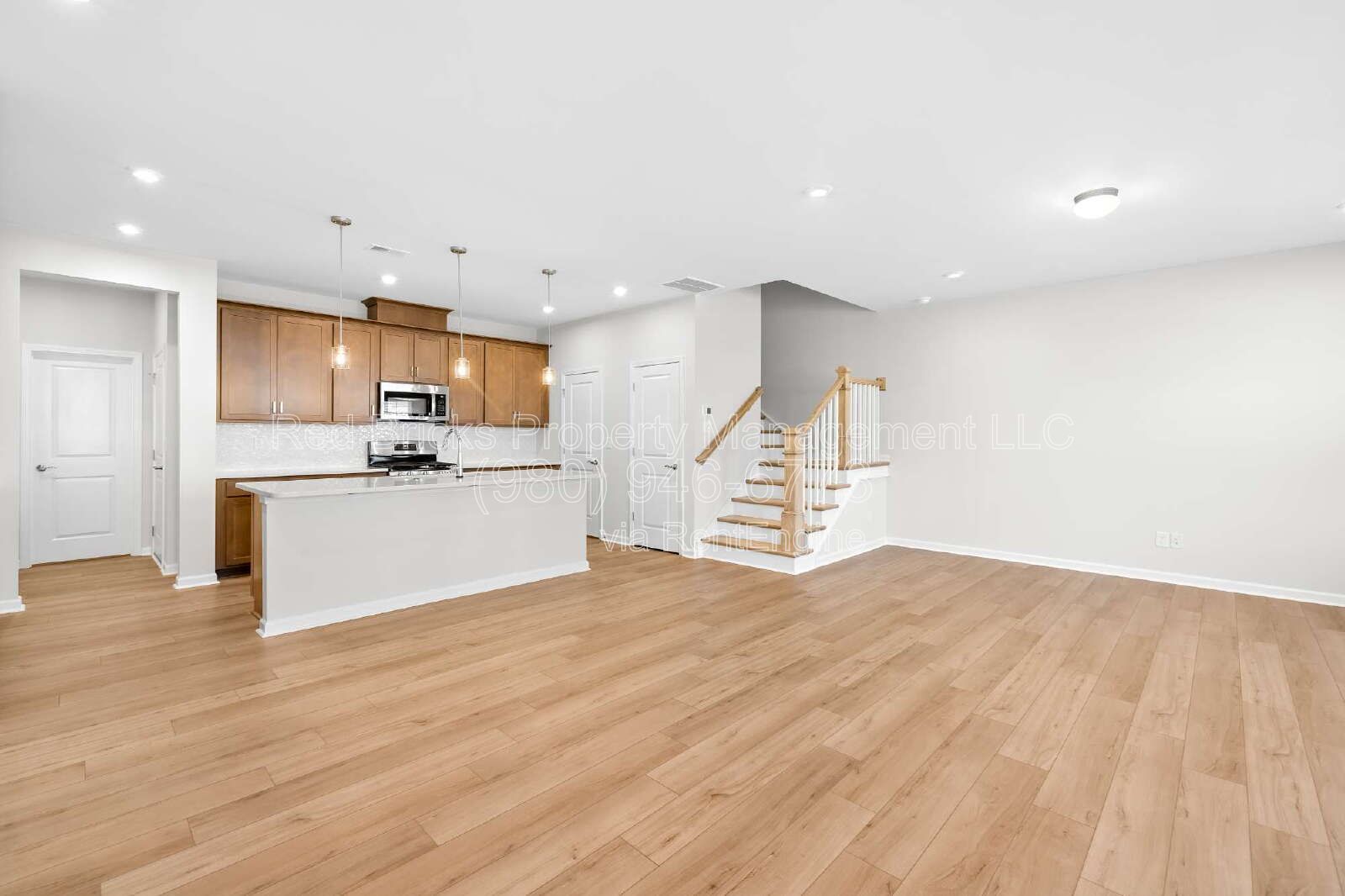 Stylish 2-Story Townhome with Loft & 2-Car Garage! property image