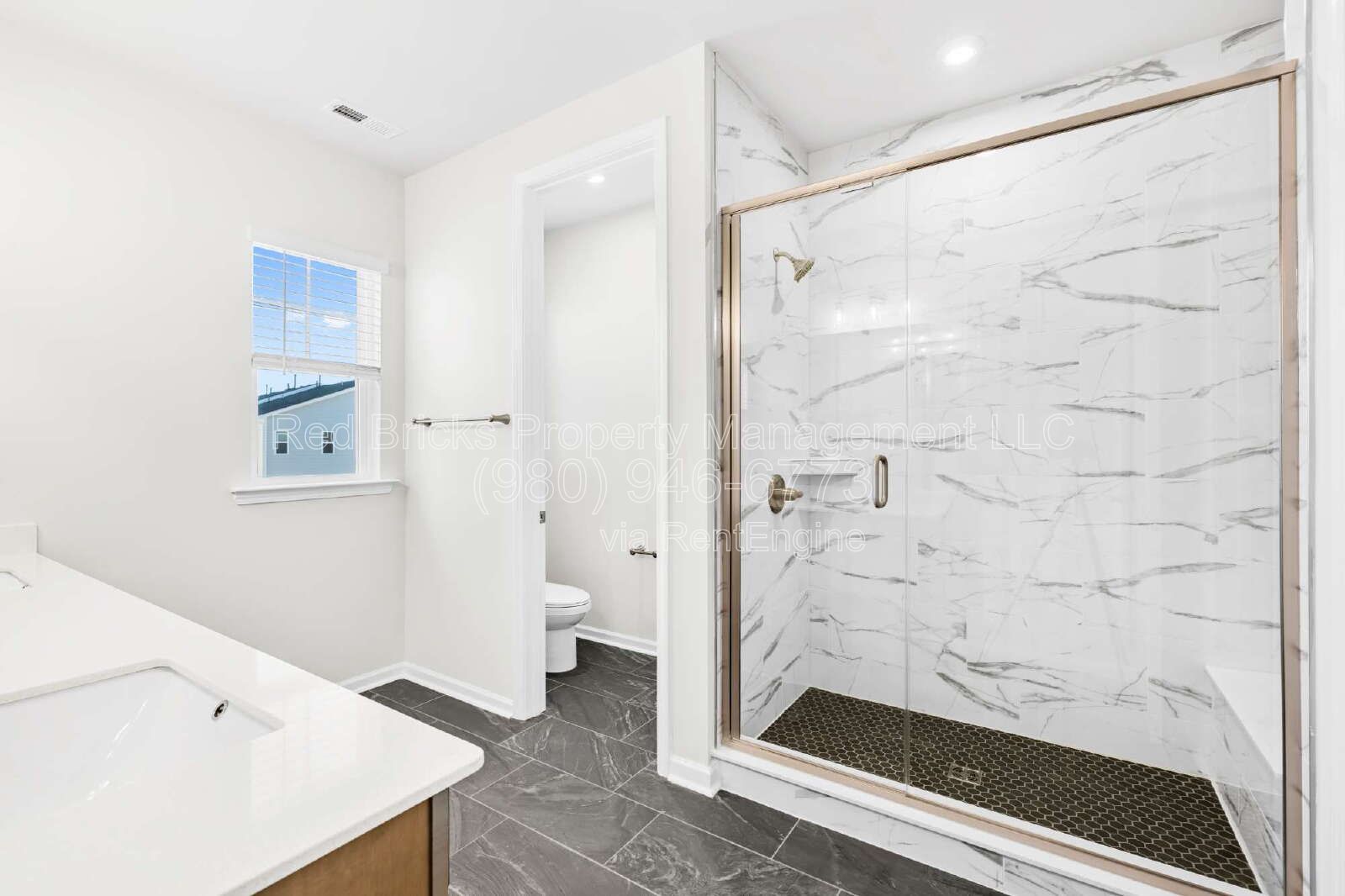 Stylish 2-Story Townhome with Loft & 2-Car Garage! property image