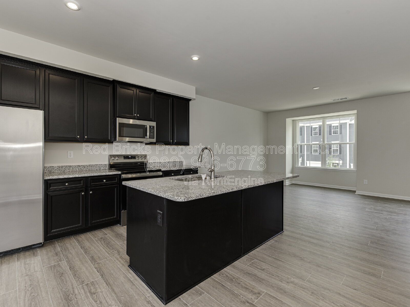 Spacious Townhome Just Minutes from Uptown! property image