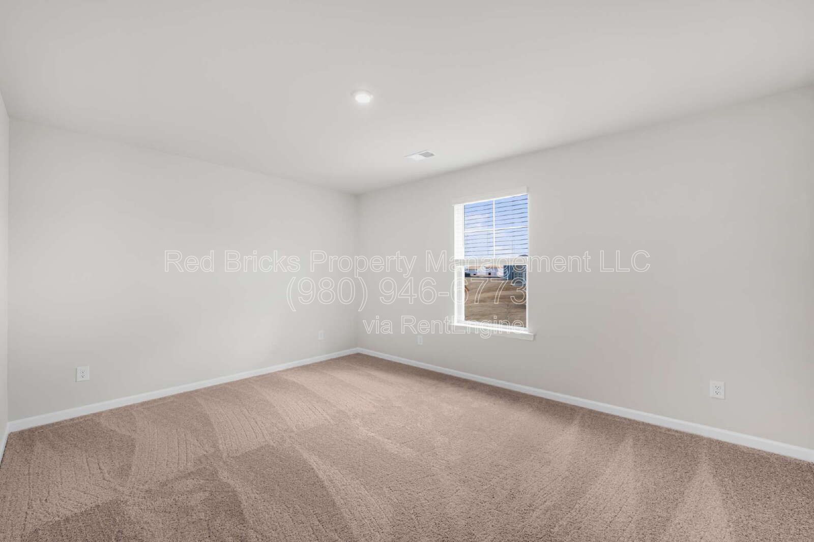Like-New 4BR Home in Blue Sky Meadows – Modern Living with Resort-Style Amenities! property image