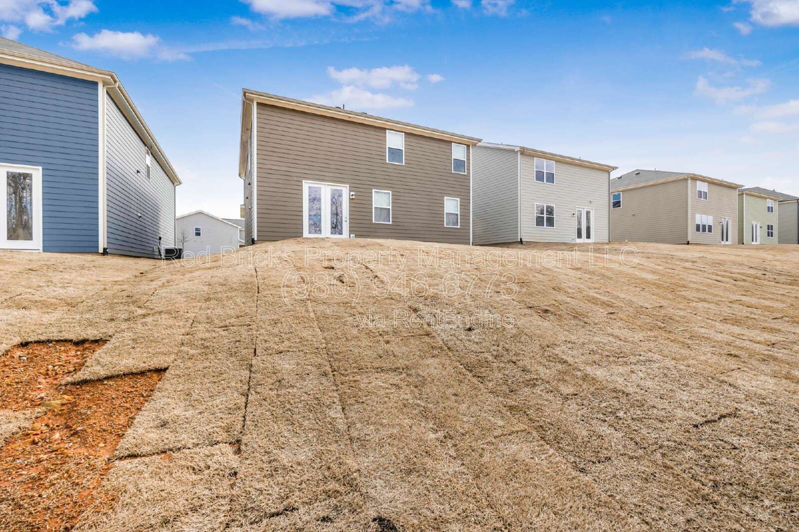 Like-New 4BR Home in Blue Sky Meadows – Modern Living with Resort-Style Amenities! property image