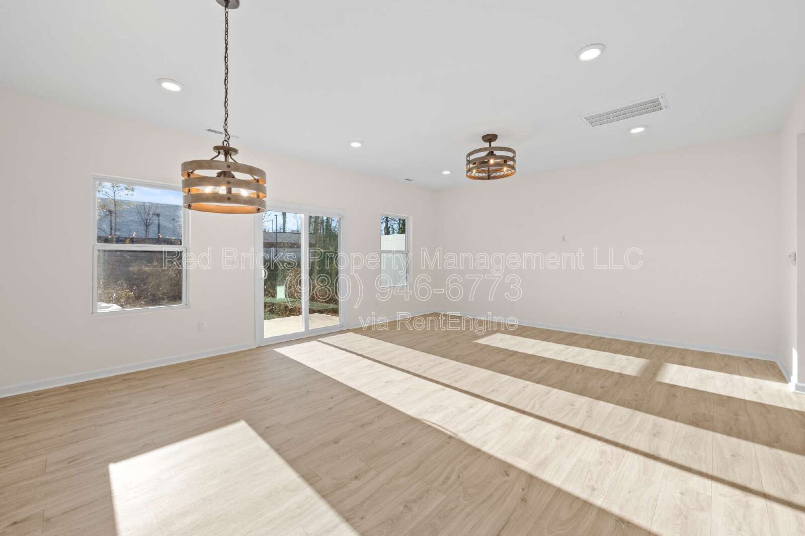 Like-New 3BR Townhome with Modern Finishes & Prime Location – Available June 16! property image