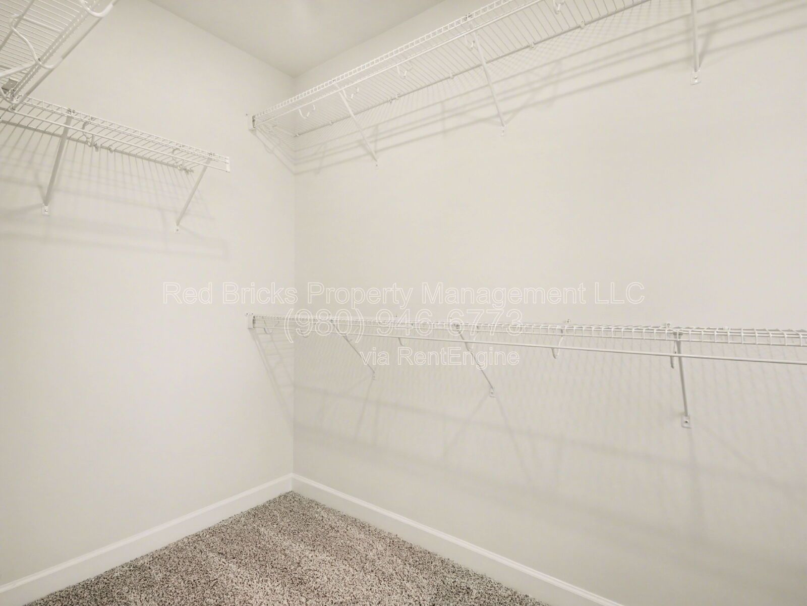 Modern 4BR City Park Townhome with Garage & Deck – Move-In Ready! property image