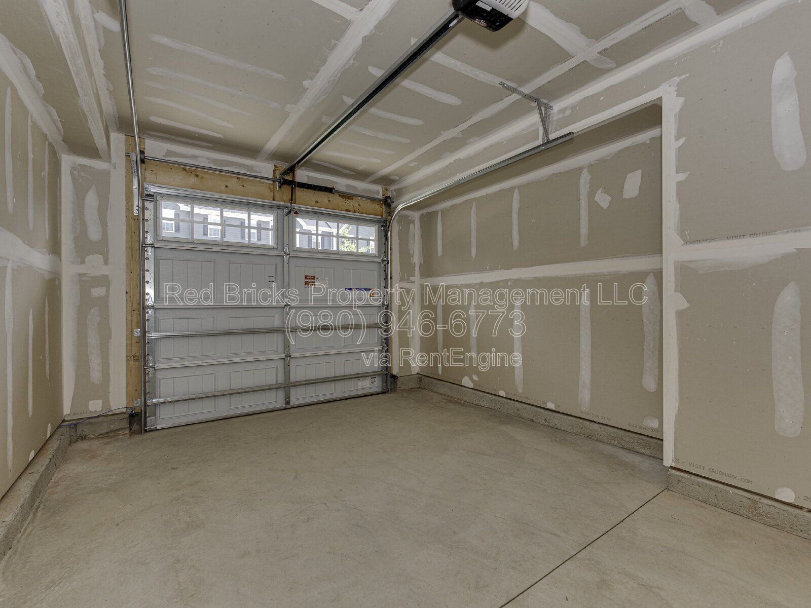 Spacious Townhome Just Minutes from Uptown! property image