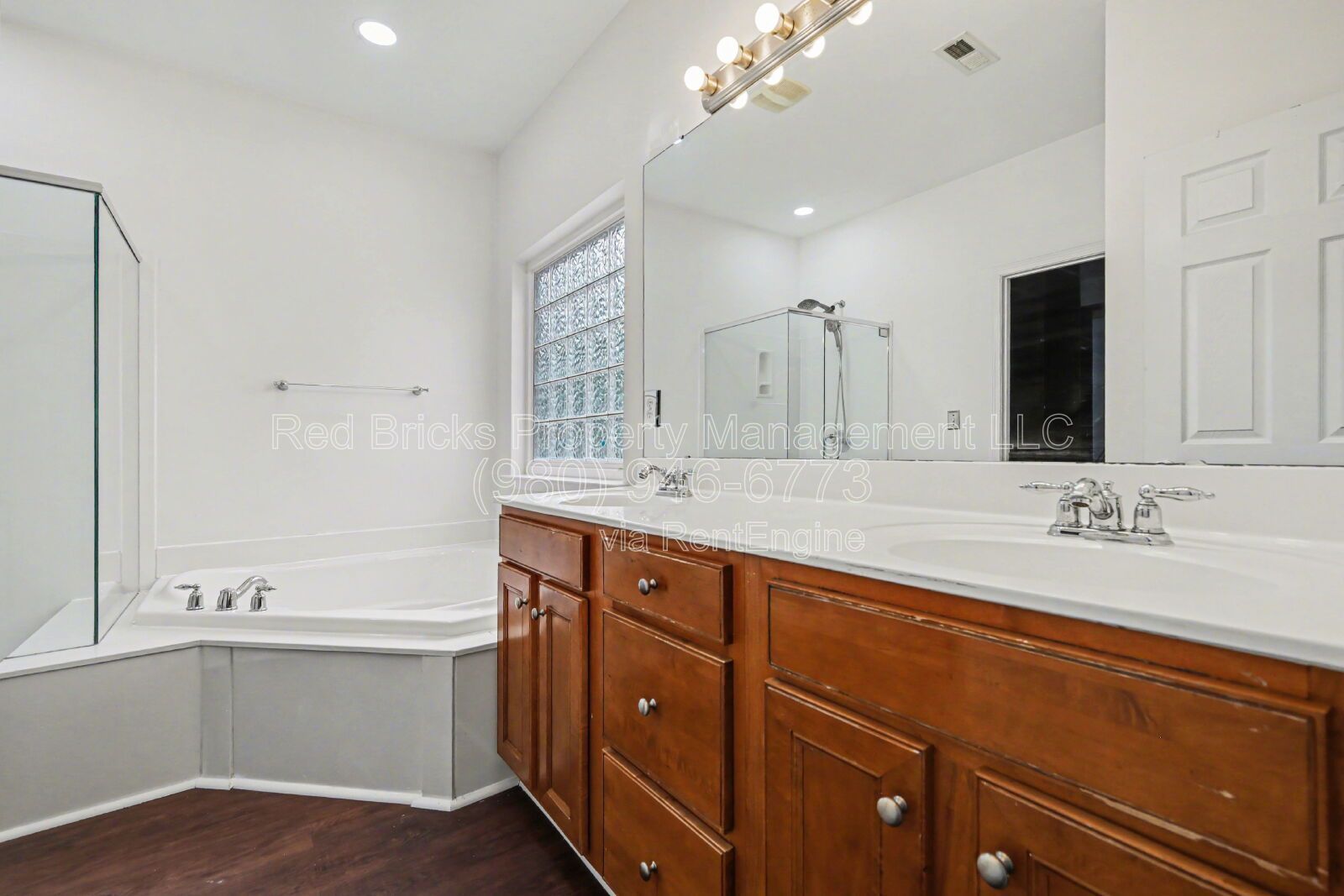 Spacious 5BR Highland Creek Home with Backyard Deck & Resort-Style Amenities – Available Now! property image