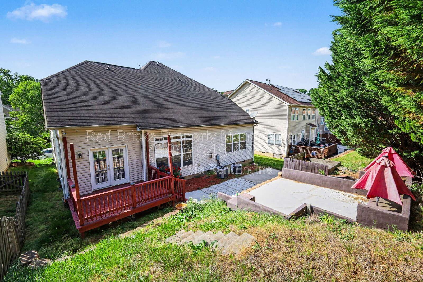 Spacious 5BR Highland Creek Home with Backyard Deck & Resort-Style Amenities – Available Now! property image