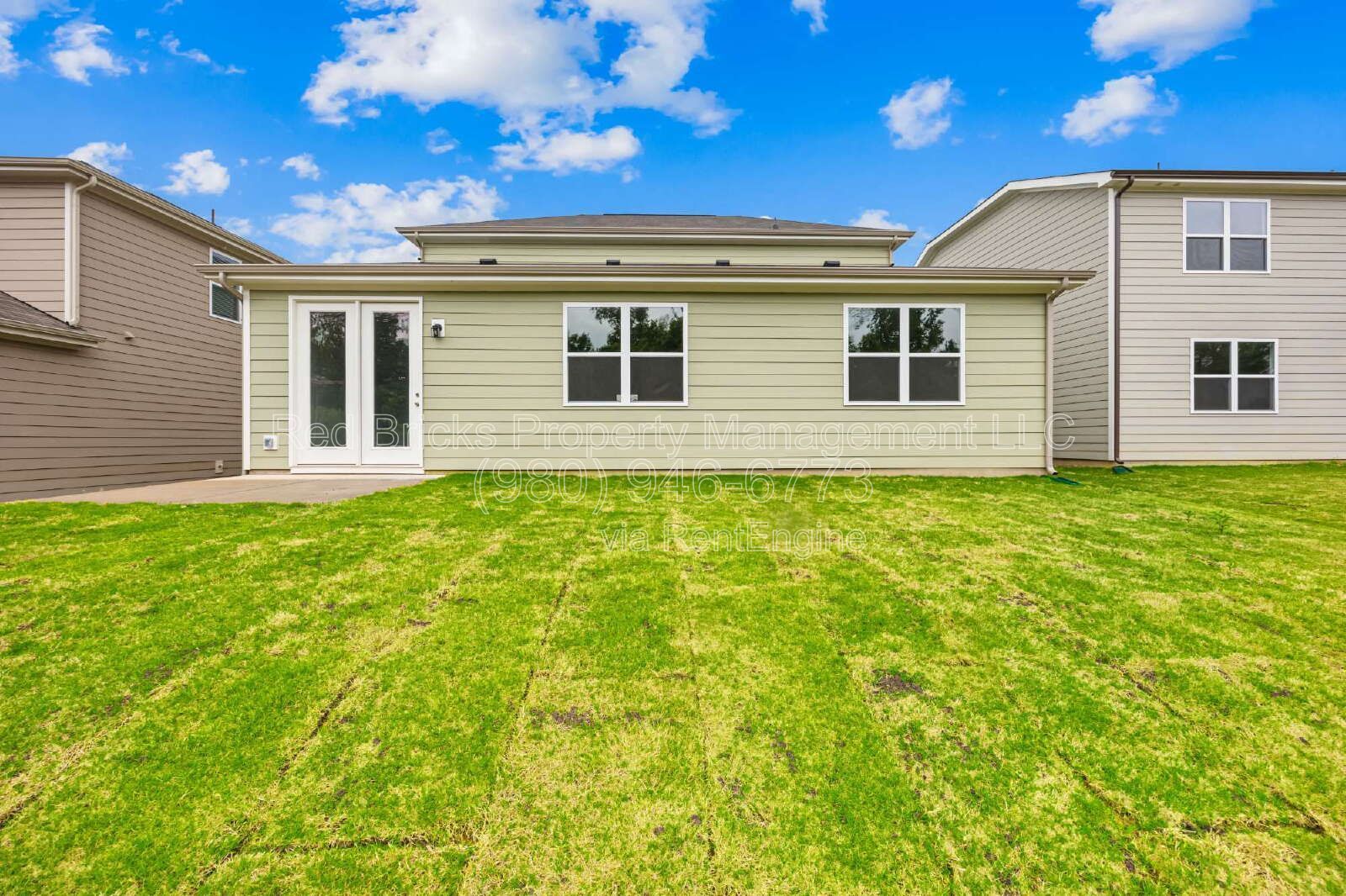 Spacious 5BR Home in Blue Sky Meadows – Available July 1st! property image