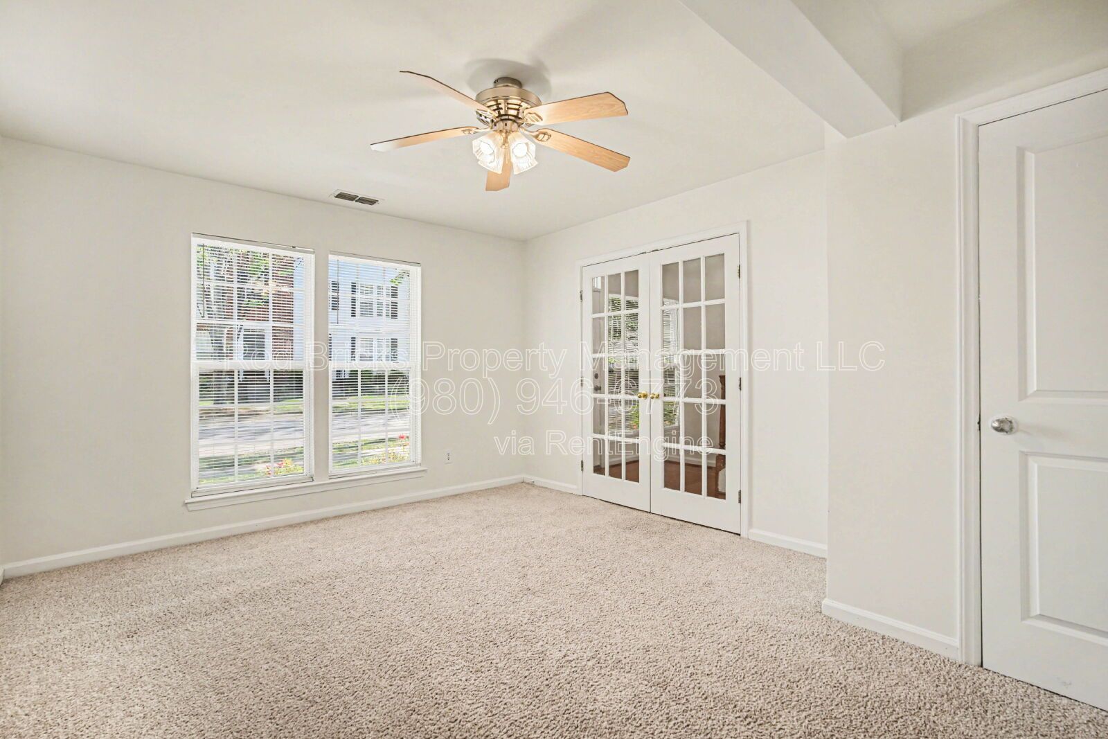 Stylish 3-Story Kingsley Townhome – Modern Upgrades & Move-In Ready! property image