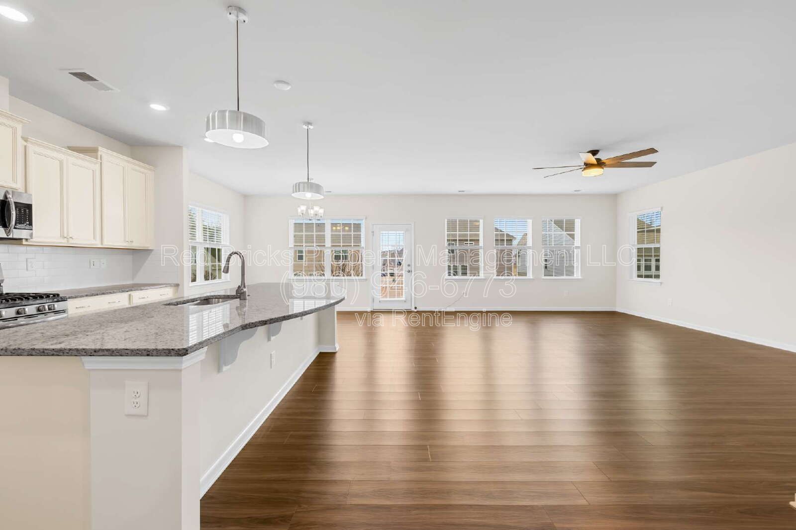 Spacious 4BR Cortona Home with Loft & Screened Porch – Available July 16! property image