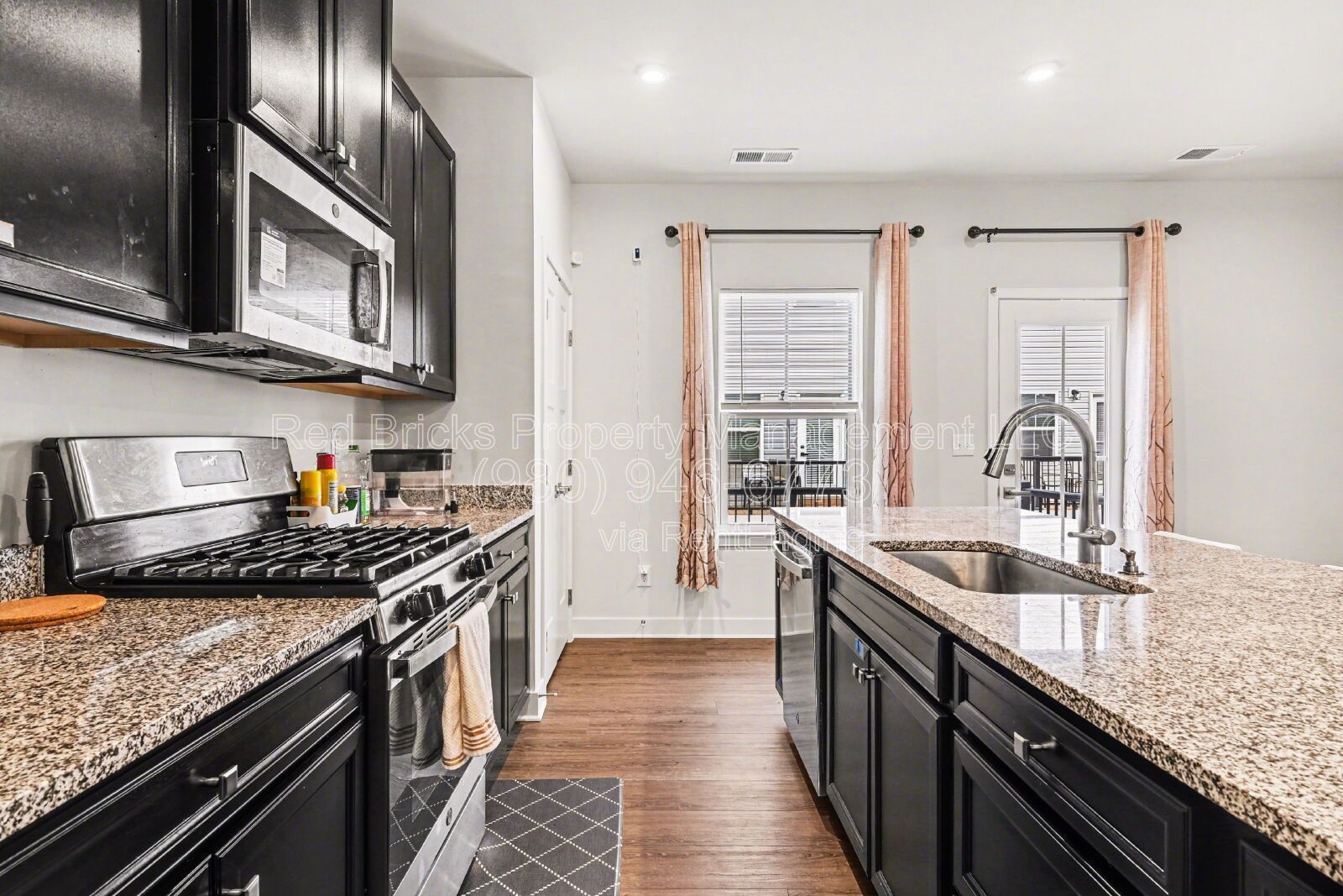 Modern 4BR Townhome with Garage & Deck – Available Now! property image