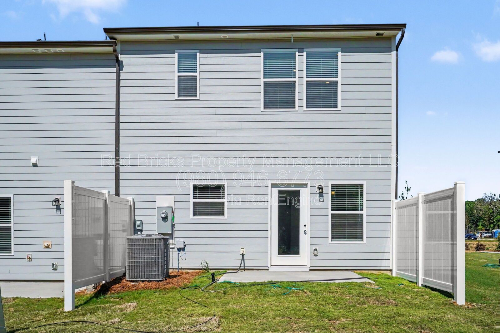 Modern End-Unit Townhome in Mallard Park – Move-In Ready! property image